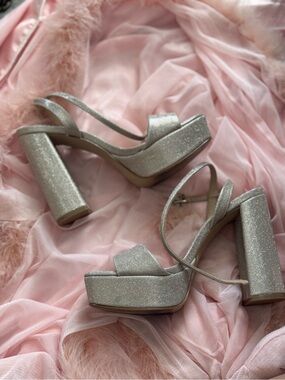Steve Madden Glitter Platform Block Heel Sandals